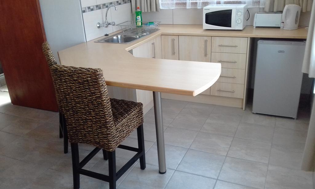 Maggie'S Accommodation Swakopmund Kamer foto