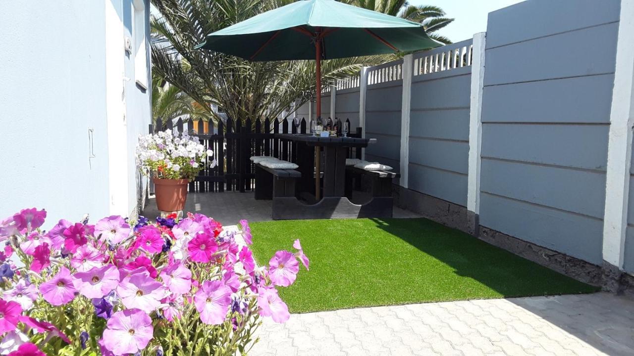 Maggie'S Accommodation Swakopmund Buitenkant foto